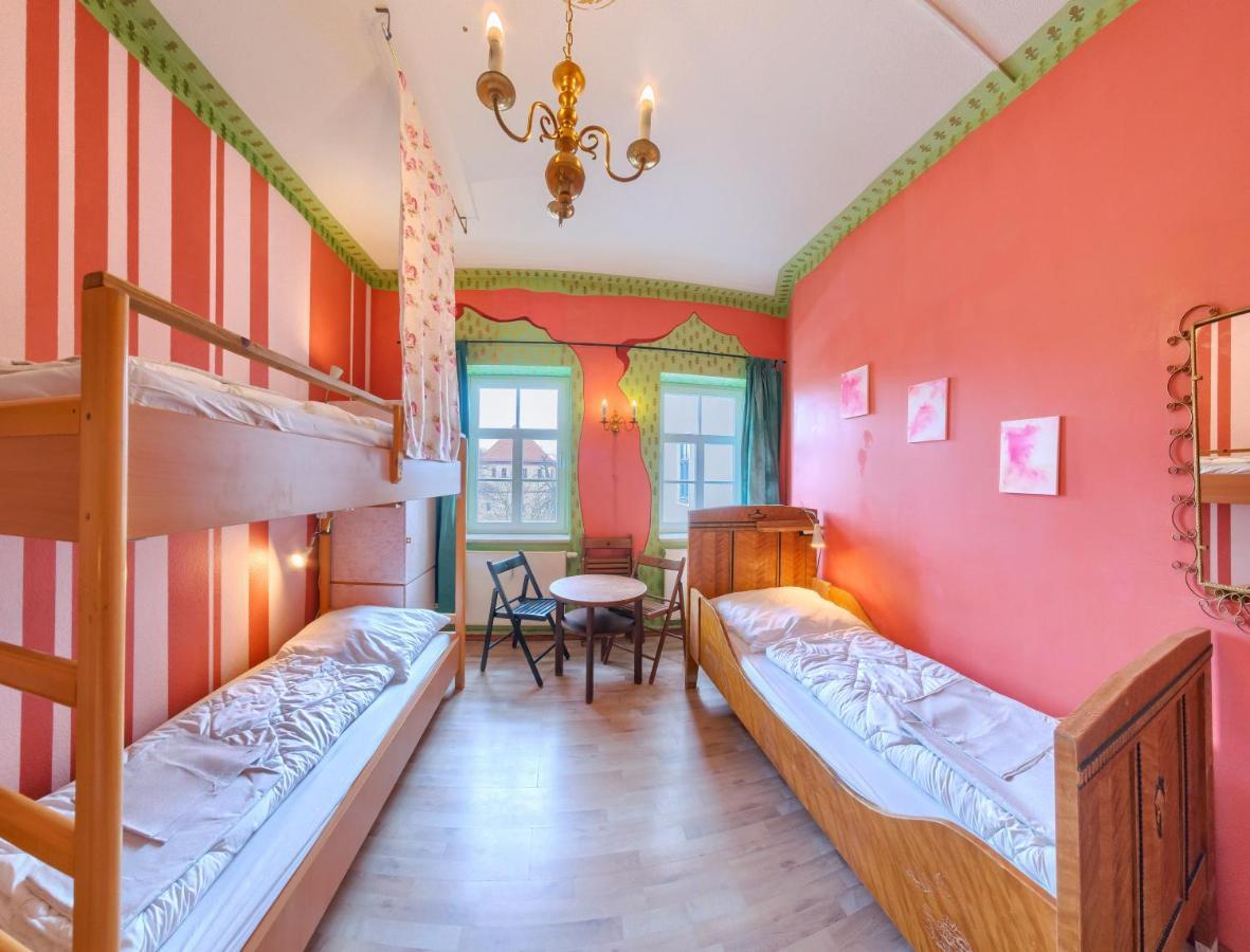 Labyrinth Hostel Weimar Exterior foto