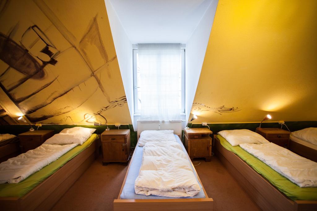 Labyrinth Hostel Weimar Exterior foto
